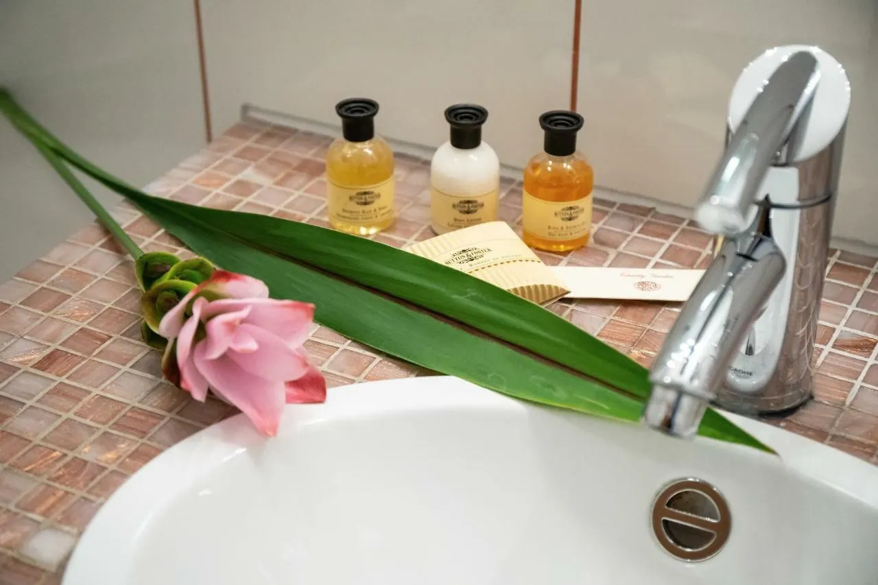 Hotel Lessing Düsseldorf 4*,